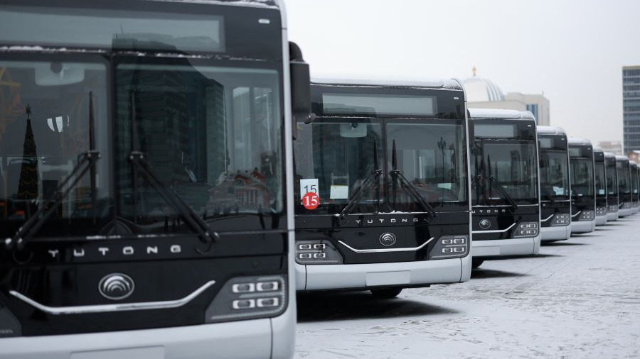 Public bus revenue rises 69.3% with different payment options